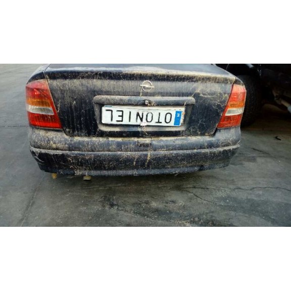 opel astra g berlina del año 1999