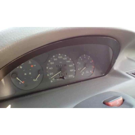 fiat punto berlina (176) del año 1999