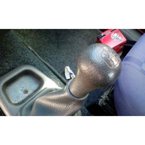 fiat punto berlina (176) del año 1999