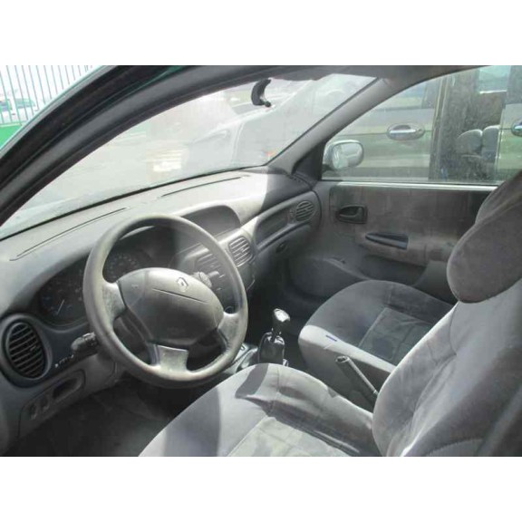 renault megane i fase 2 classic (la..) del año 2000