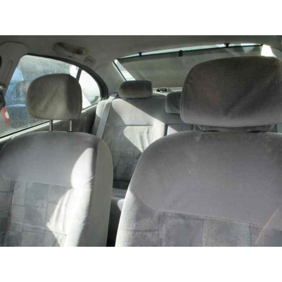 renault megane i fase 2 classic (la..) del año 2000