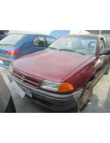 opel astra f berlina del año 1993 2