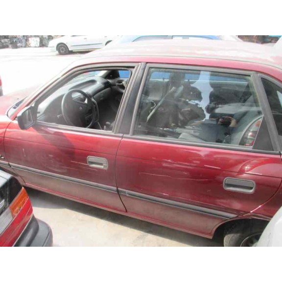 opel astra f berlina del año 1993