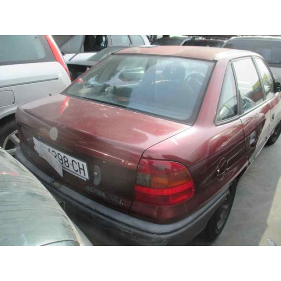 opel astra f berlina del año 1993