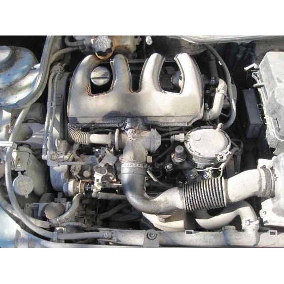 peugeot 206 berlina del año 2000