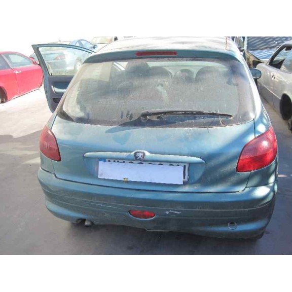 peugeot 206 berlina del año 2000