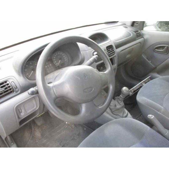 renault clio ii fase i (b/cbo) del año 1999