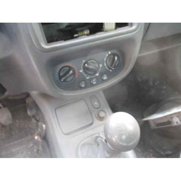 renault clio ii fase i (b/cbo) del año 1999