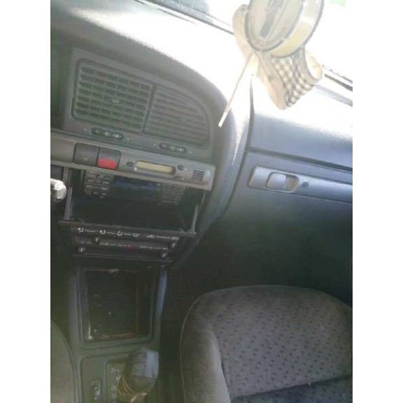 citroën xantia berlina del año 1999