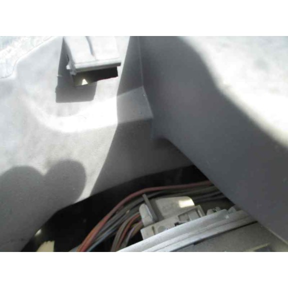 peugeot 206 berlina del año 2000