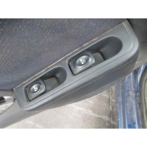 renault clio ii fase i (b/cbo) del año 2000