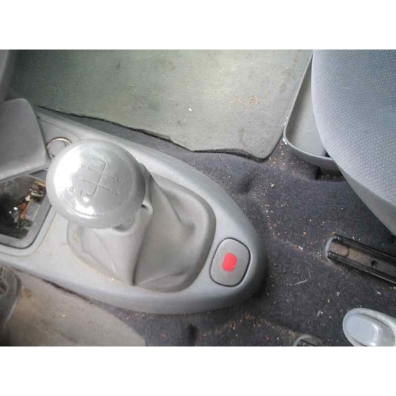 renault clio ii fase i (b/cbo) del año 2000