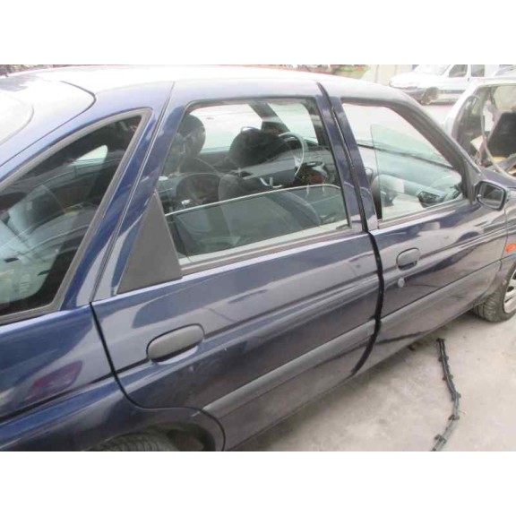 ford escort berlina/turnier del año 1999