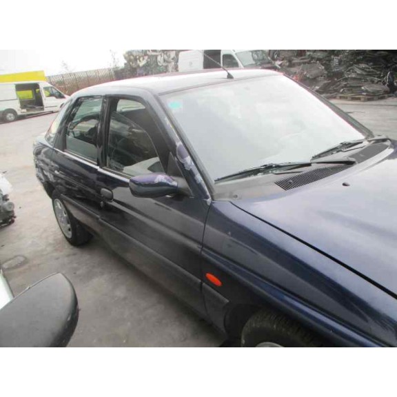 ford escort berlina/turnier del año 1999