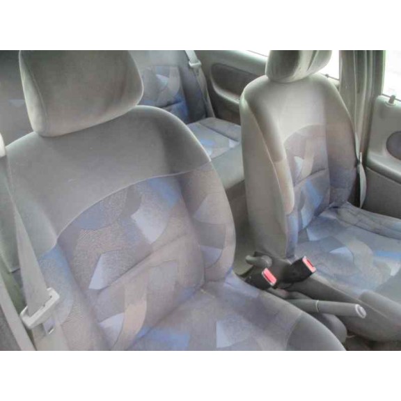 renault clio ii fase i (b/cbo) del año 2000