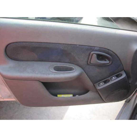 renault clio ii fase i (b/cbo) del año 1998