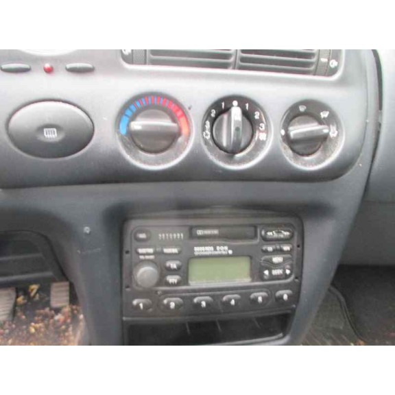 ford escort berlina/turnier del año 1999