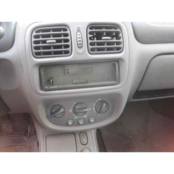 renault clio ii fase i (b/cbo) del año 1998