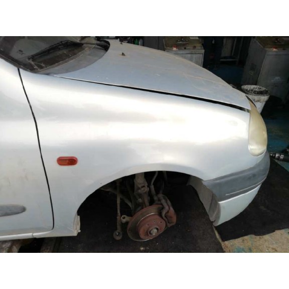 renault clio ii fase i (b/cbo) del año 2001