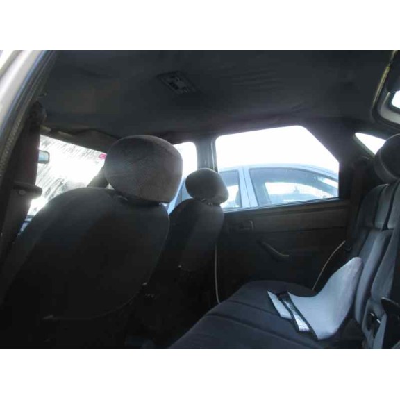 ford escort berlina/turnier del año 1993