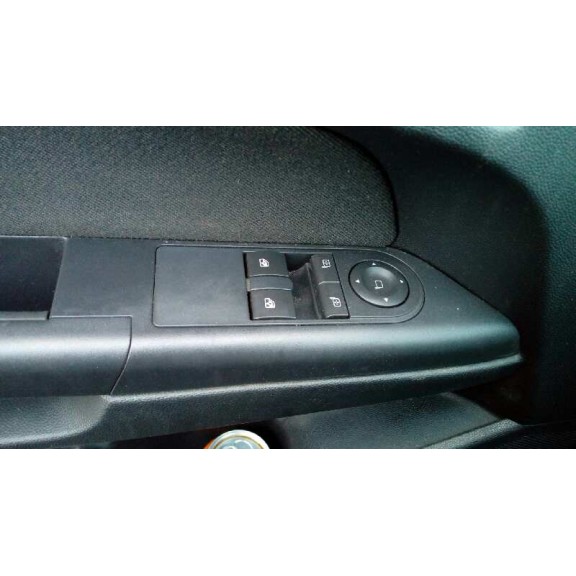 opel astra h berlina del año 2008