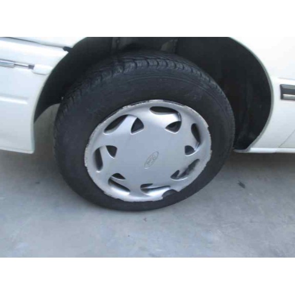 ford escort berlina/turnier del año 1993