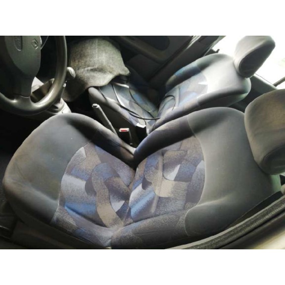 renault clio ii fase i (b/cbo) del año 2001