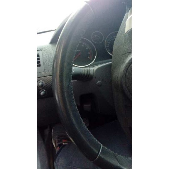 opel astra h berlina del año 2008