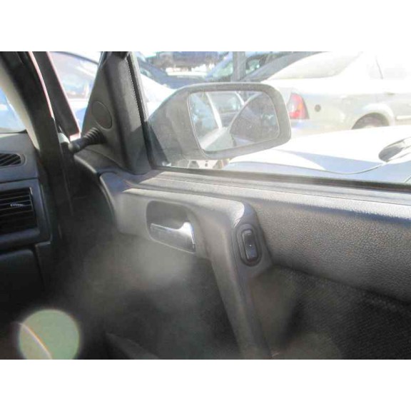 opel astra g berlina del año 1999