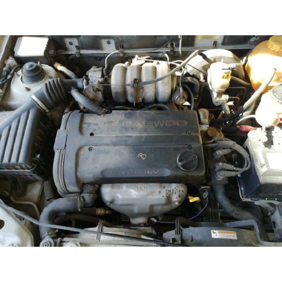 daewoo lanos del año 2000