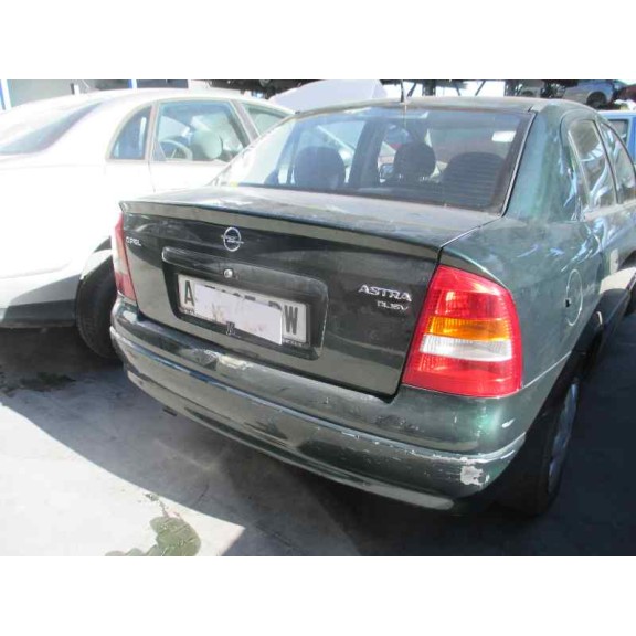 opel astra g berlina del año 1999