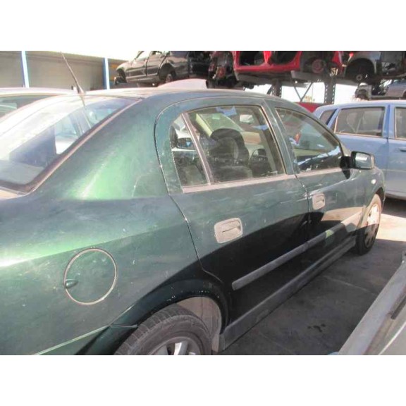 opel astra g berlina del año 1999