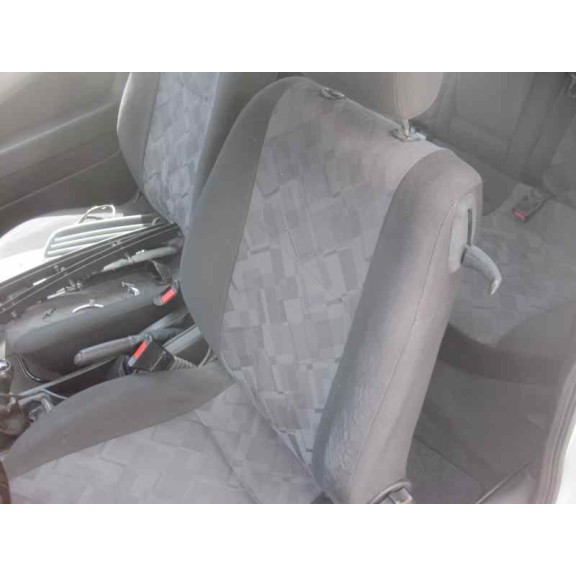 opel astra g berlina del año 1999