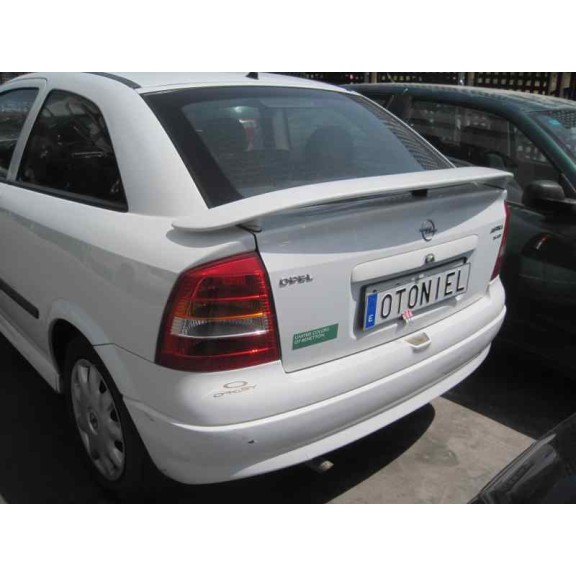 opel astra g berlina del año 1999