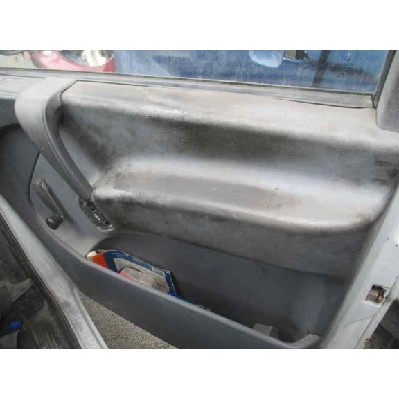 mercedes-benz vito (w638) caja cerrada del año 1999