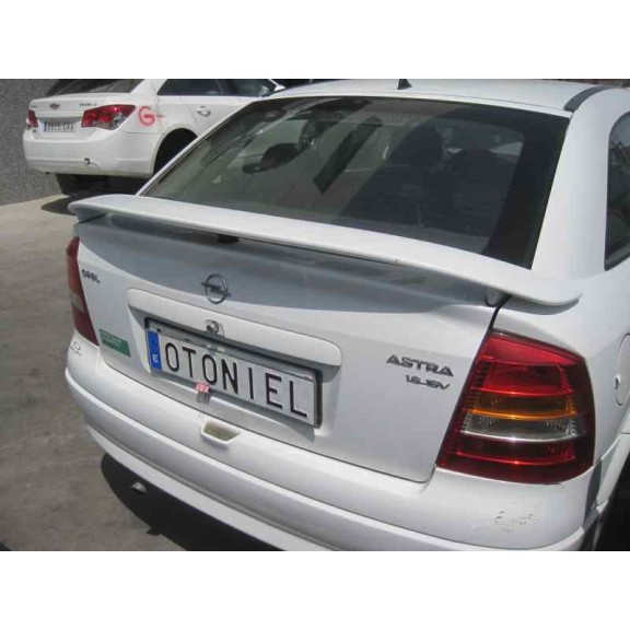 opel astra g berlina del año 1999