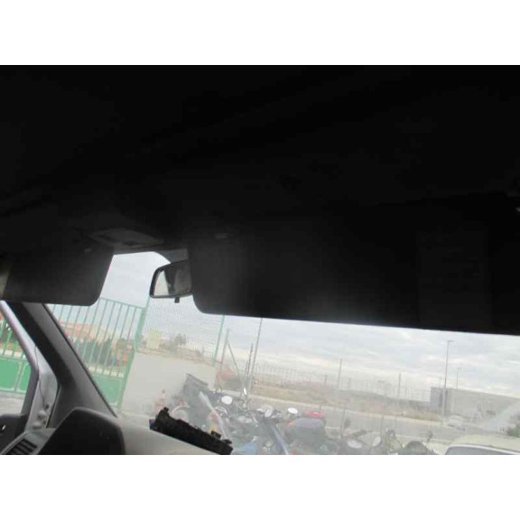 mercedes-benz vito (w638) caja cerrada del año 1999