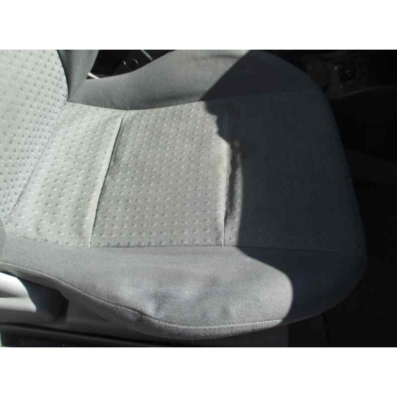 opel corsa c del año 2001