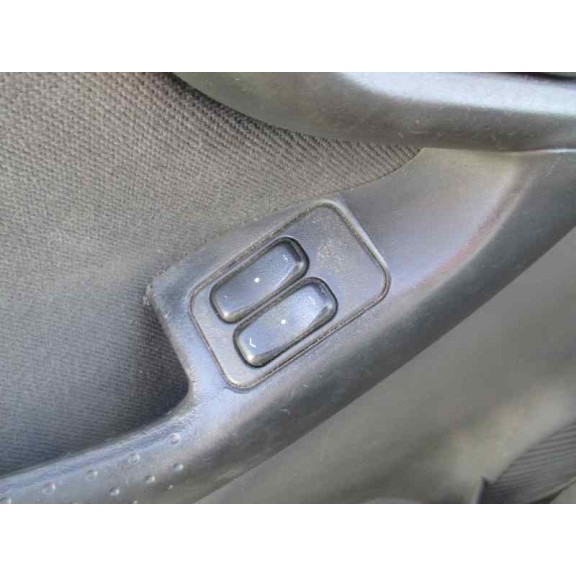 opel corsa c del año 2001