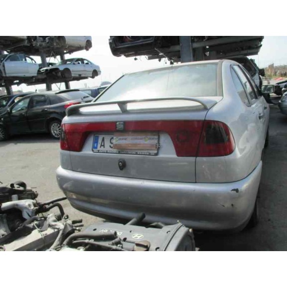 seat cordoba berlina (6k2) del año 1998