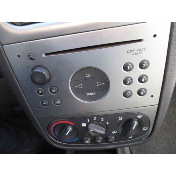 opel corsa c del año 2001