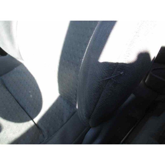 opel corsa c del año 2001