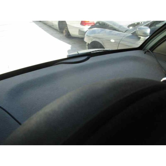 opel corsa c del año 2001