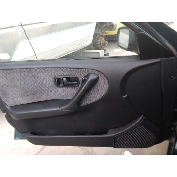 nissan primera berl./familiar (p10/w10) del año 1995