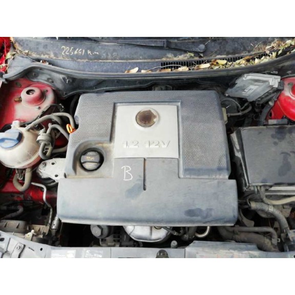 seat ibiza (6l1) del año 2004