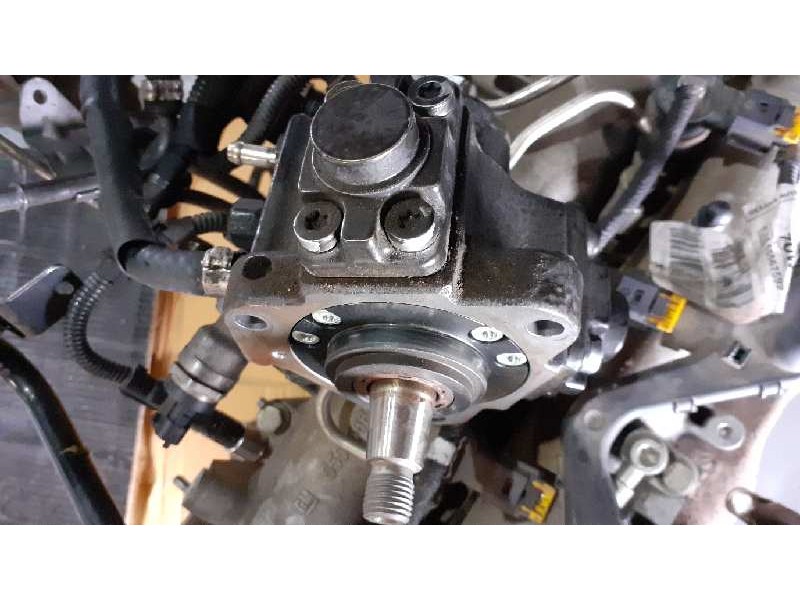 Recambio de bomba inyeccion para opel insignia berlina 2.0 cdti referencia OEM IAM 0445010193 55571005 