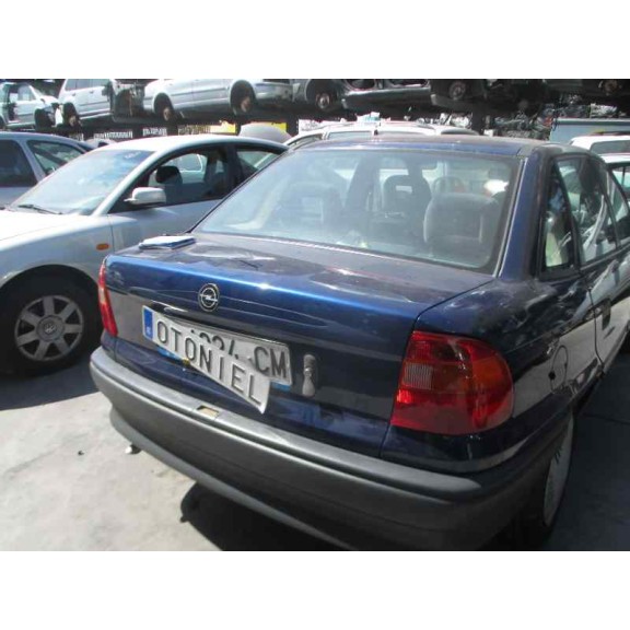 opel astra f berlina del año 1994
