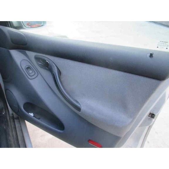 seat toledo (1m2) del año 1999