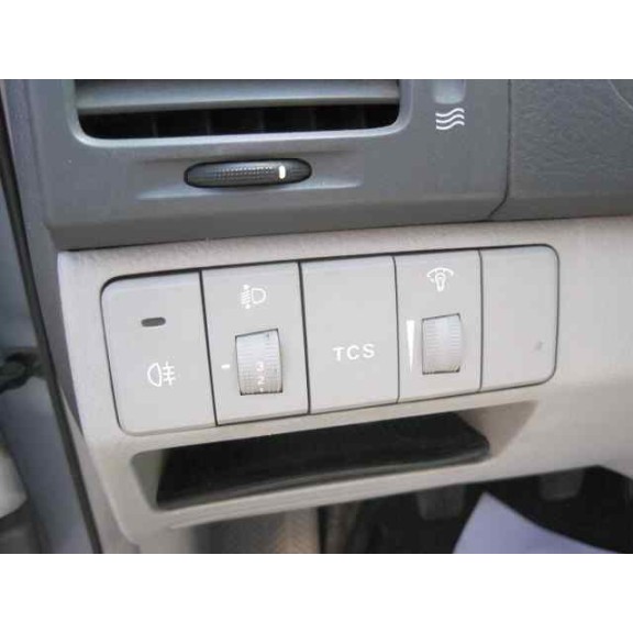 kia cerato del año 2005