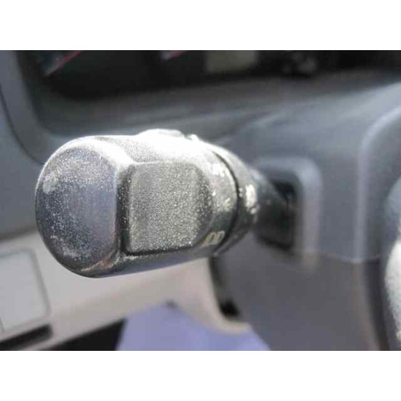 kia cerato del año 2005